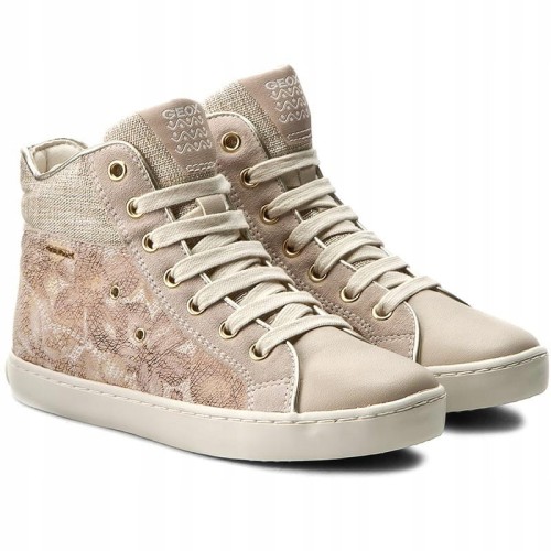 3f4b257140ce61812faa2b4b6992f359